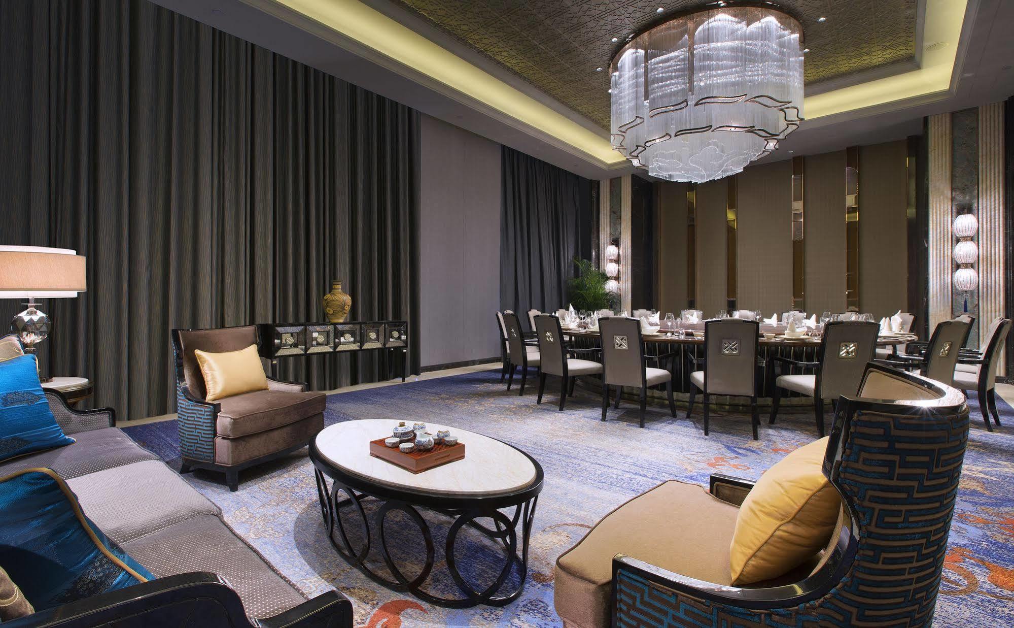 Hotel Wanda Vista Lanzhou Esterno foto